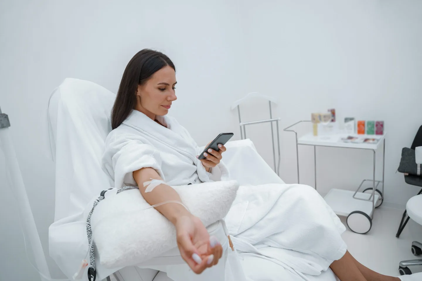 Relaxed vitamin drip appointment setting near Watford